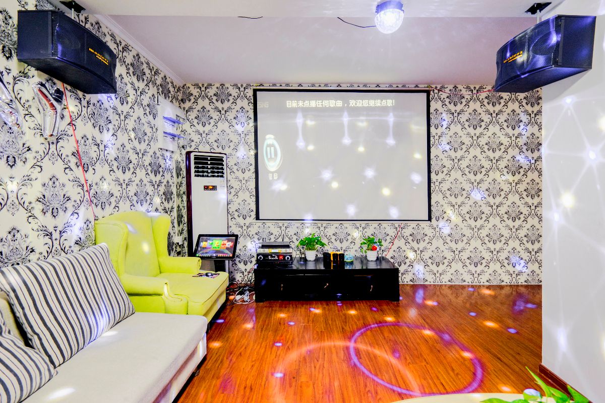 上海美兰湖轰趴馆价格,上海美兰湖别墅轰趴价格