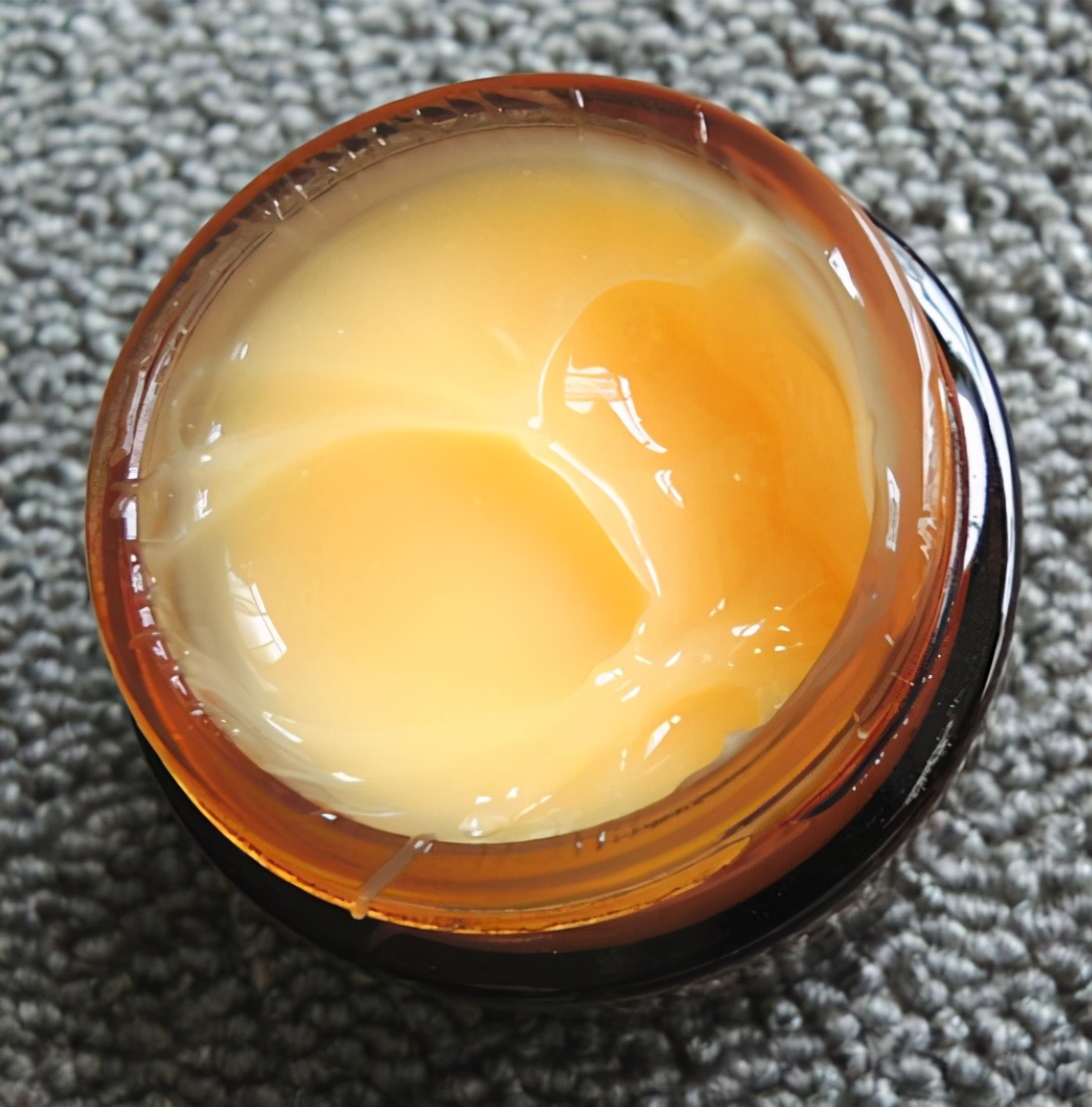 身边这5种“买得起”的老牌眼霜，别嫌弃是小牌，口碑不比大牌差