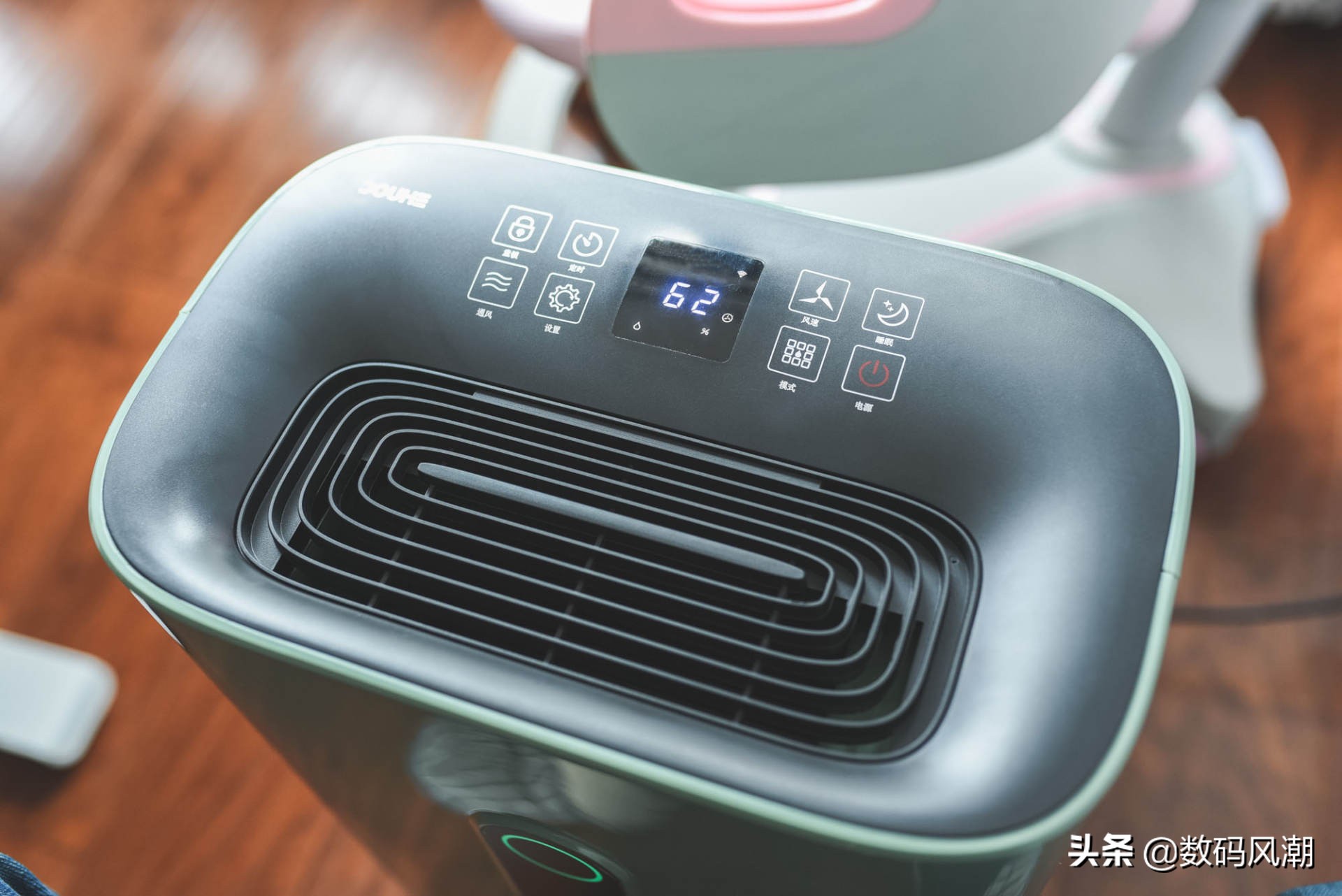 南方回南天除湿机要一直开着吗,回南天用空气除湿机有效果吗