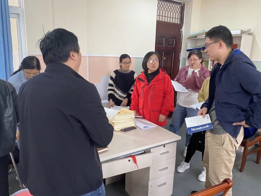 洛龙区二实小口语交际课程研讨——《转述》