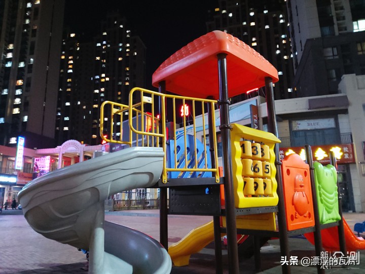 三星galaxya8s,三星galaxya8s评测