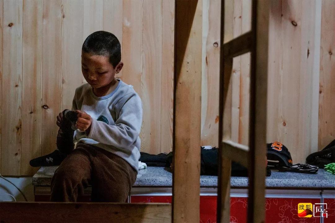 从顽劣混混到棒球少年，这些来自穷人家的孩子是怎么改变命运的？