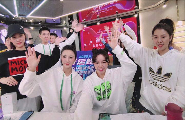 薇娅直播卖货*疆新**棉超2300万，靠的不仅仅是流量