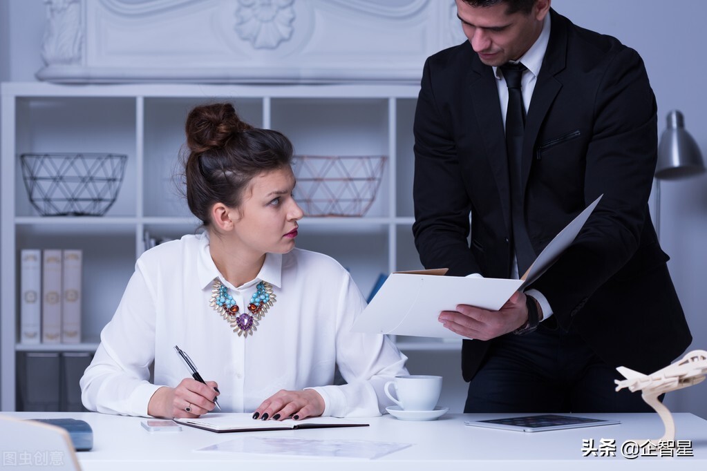 一个logo有文字怎么排版,一个logo多个名称如何设计