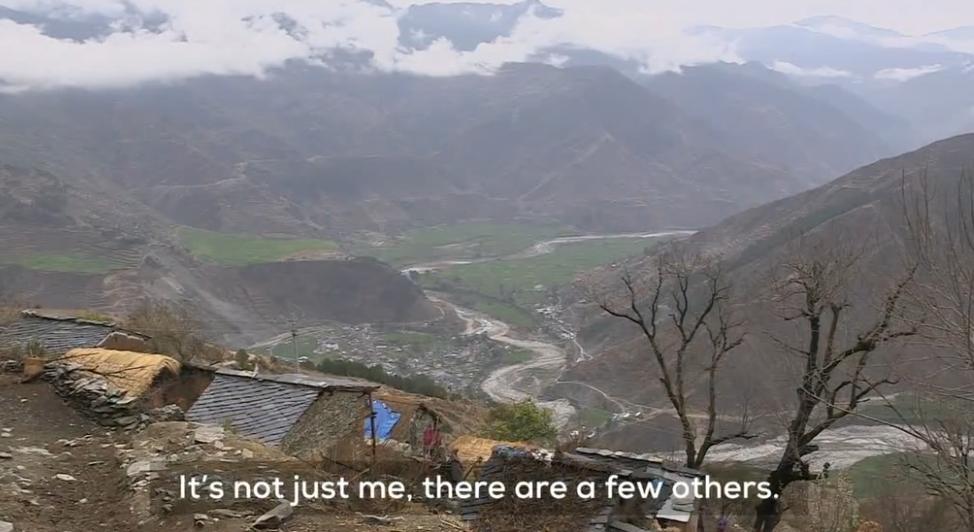 流血的困局：她们，死于一次月经