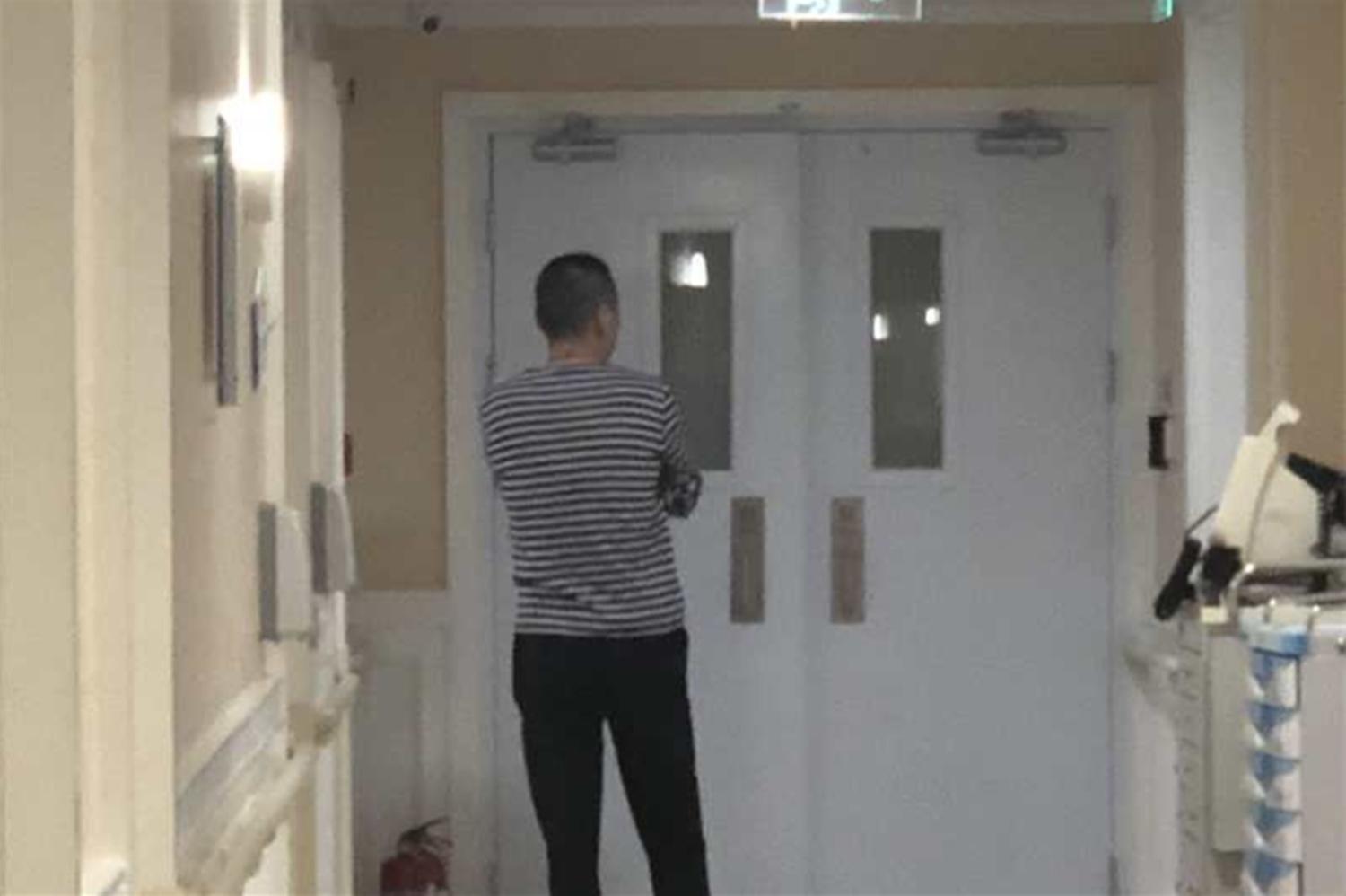 妻子顺产丈夫痛哭,顺产不顺利转剖腹产