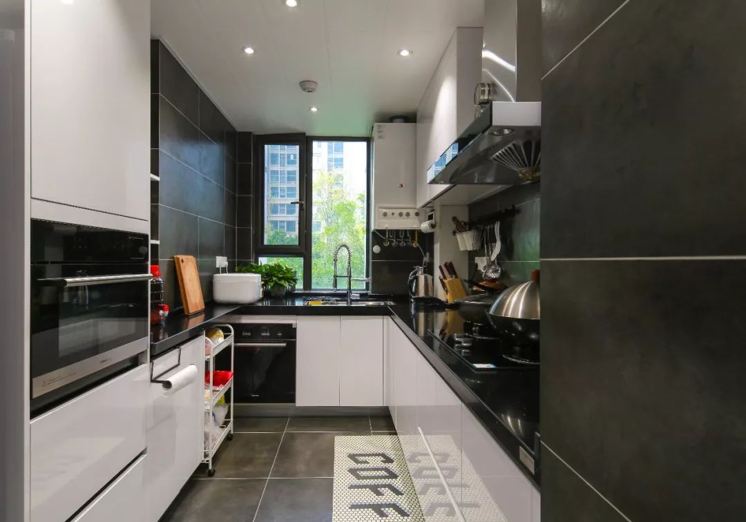 橱柜留空的好处,橱柜留空气洞好还是不好