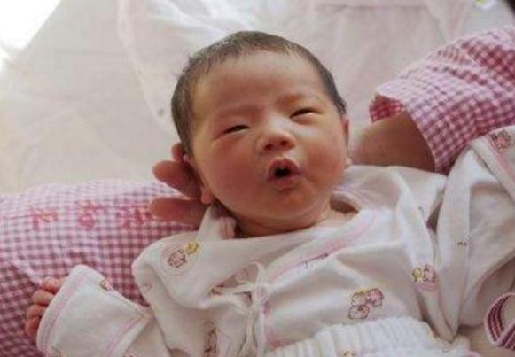 什么样的孩子一出生父母就运气好,出生时间决定孩子长大有福吗