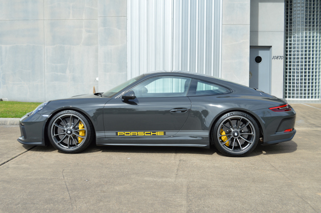 保时捷911与718跑车的区别,保时捷911turbos992敞篷跑车