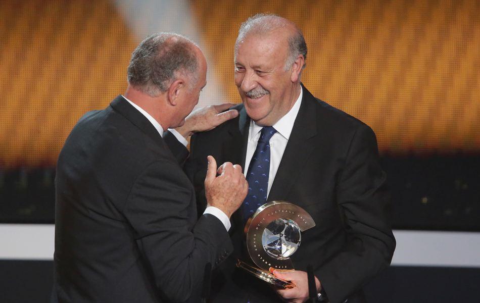 博斯克执教皇马,博斯克在皇马得到几个冠军