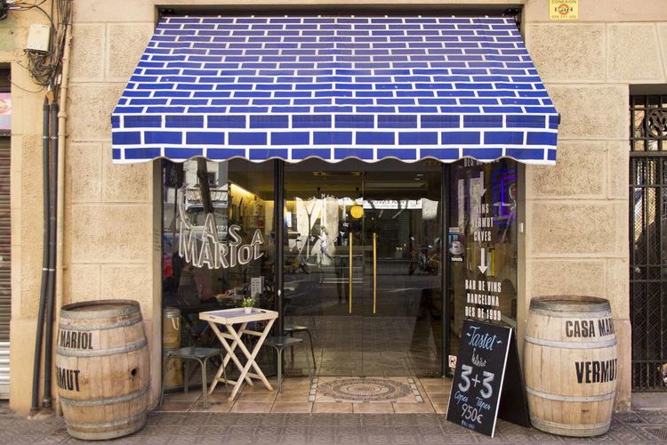 去巴塞罗那买什么纪念品,巴塞罗那官方纪念品在哪买