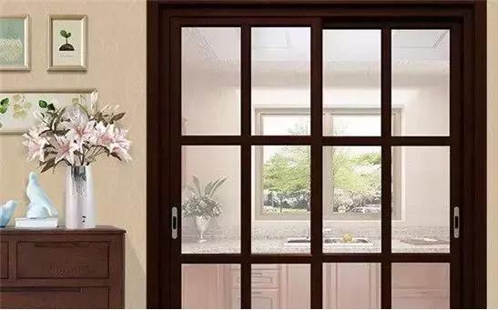 卫生间铝合金门合页安装视频教程,铝合金推拉窗的密封条的安装方法