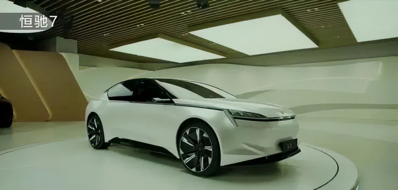 许家印空城计,任泽平致敬许家印