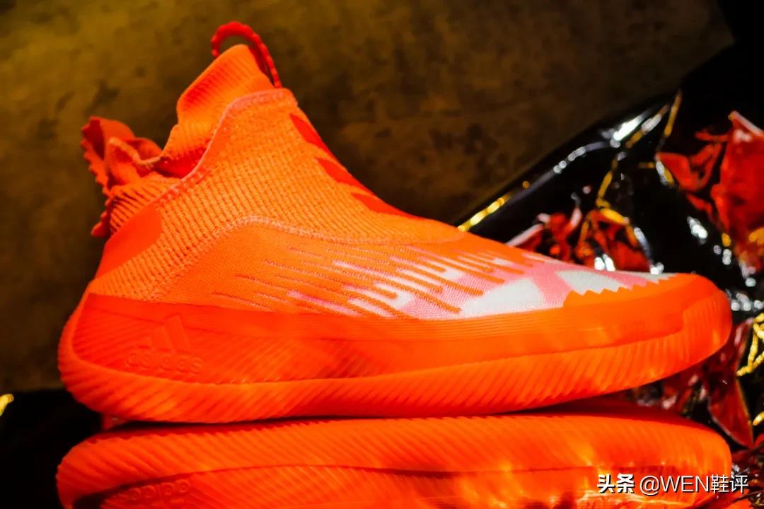 阿迪顶尖足球鞋,阿迪顶尖跑鞋