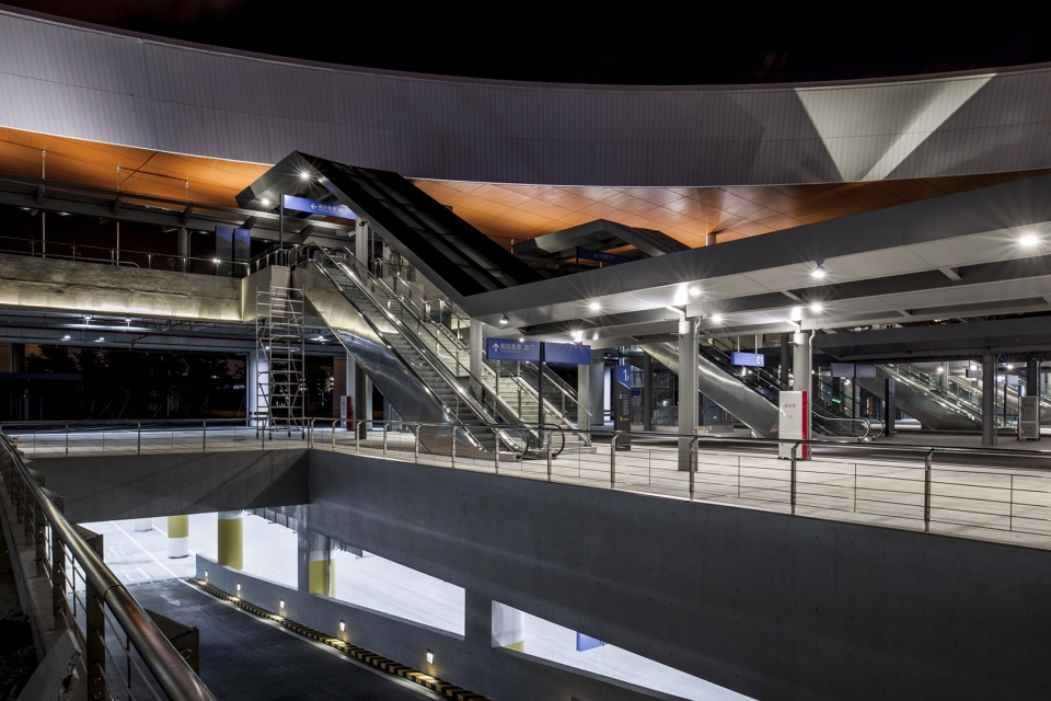 港珠澳大桥人工岛遇见大桥观景台,港珠澳大桥人工岛口岸过澳门攻略