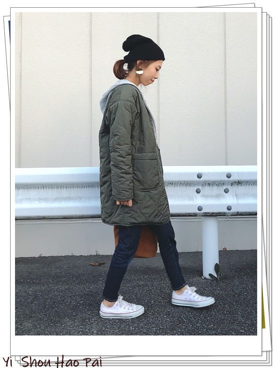 优衣库卫衣穿搭女2020,优衣库keithharingtokyo连帽卫衣