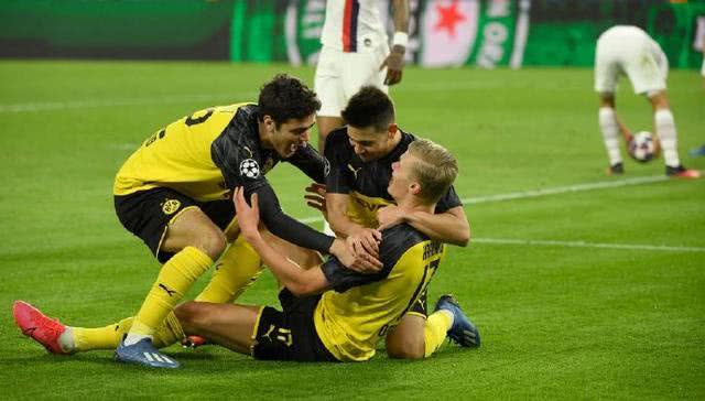 当今足坛最帅的人,当今最年轻的足球巨星