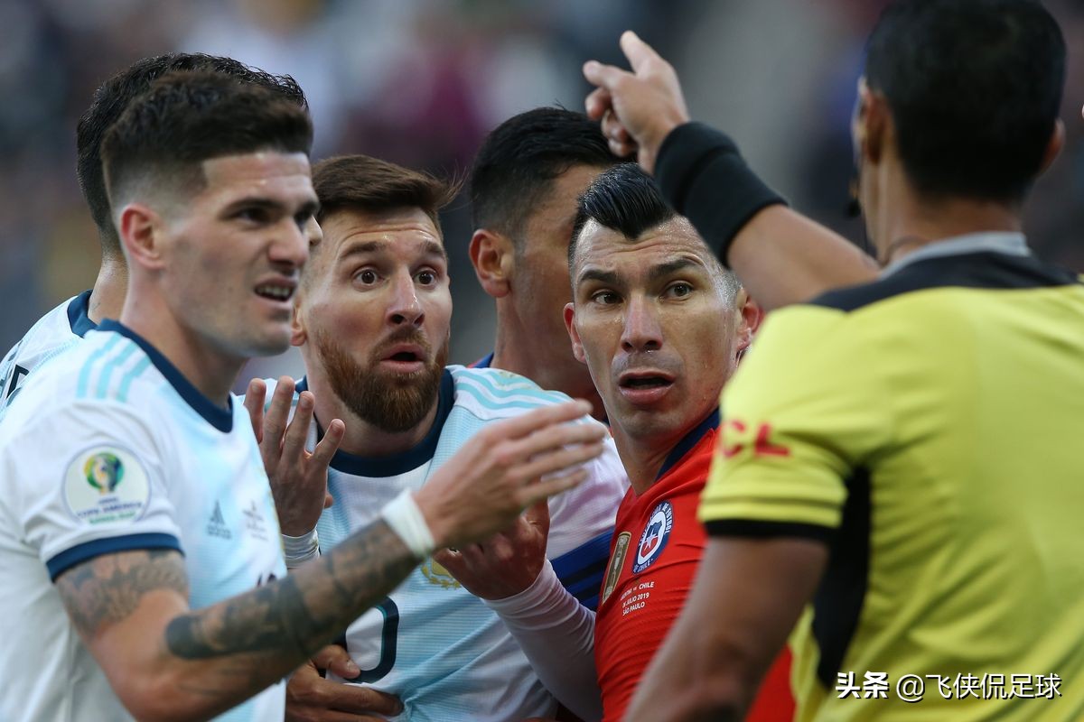 愤怒的梅西：红牌被罚，梅西抨击美洲杯“腐败”！拒绝参加颁奖