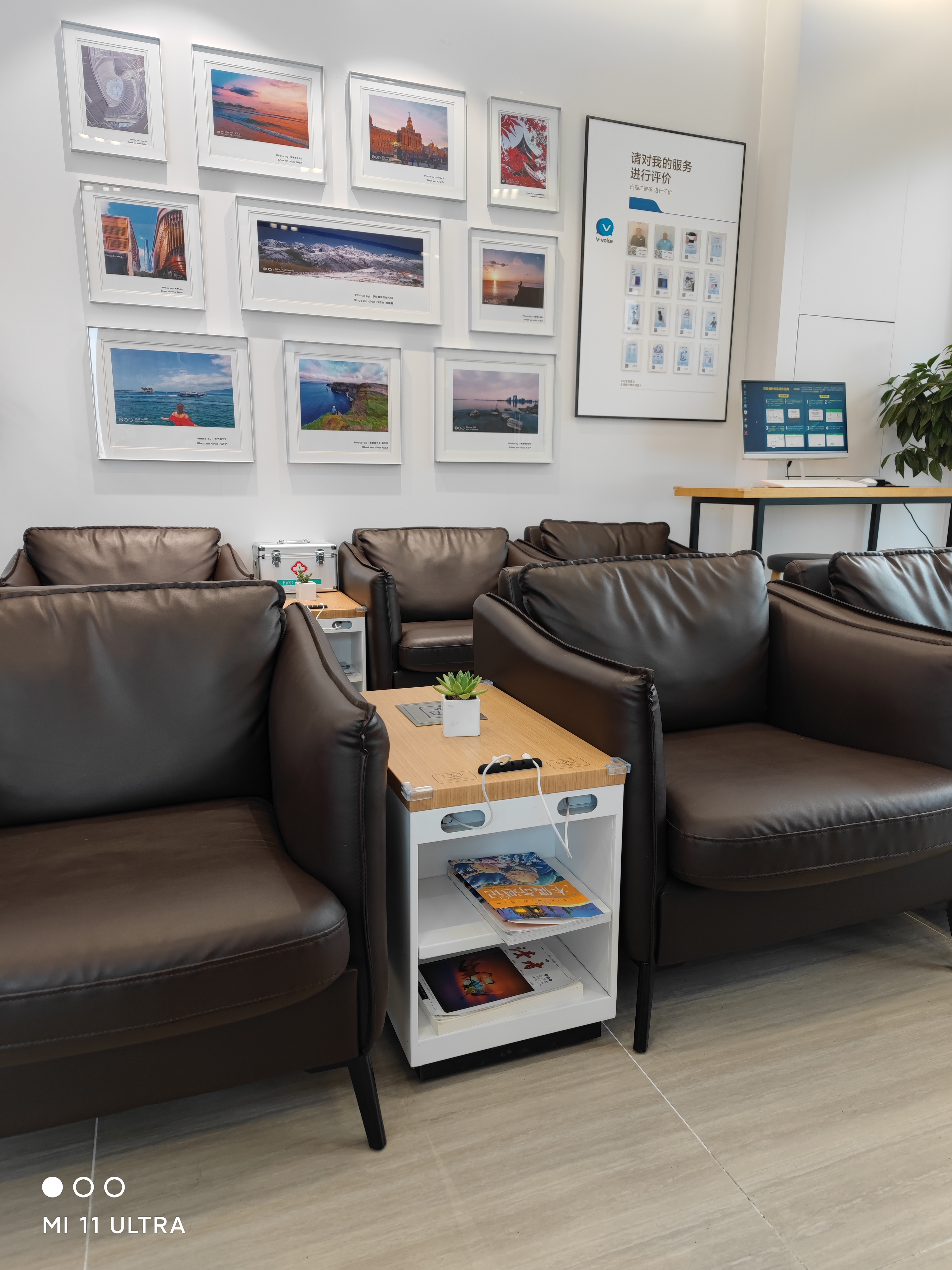 vivo手机全部赠壳和贴膜,vivo原厂保护膜服务