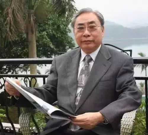 替父还债的女星嫁给70岁的男人,替父还债的富豪