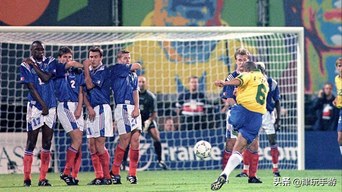 足球场上的暴力美学罗伯特卡洛斯,罗伯特卡洛斯足坛名画