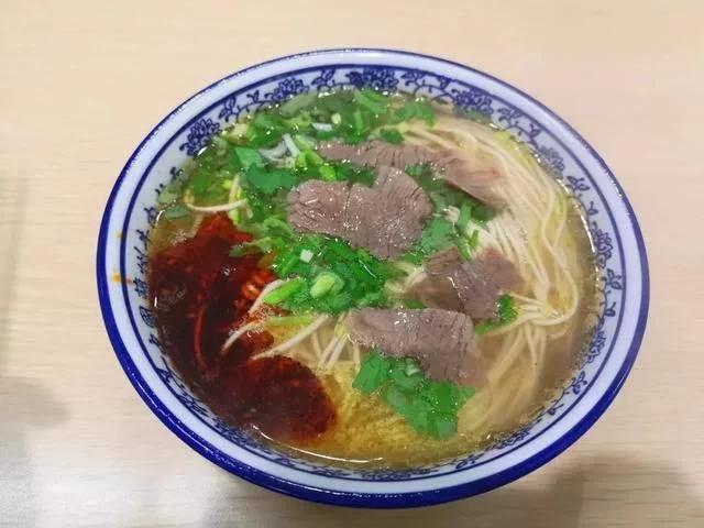 那些惊艳了外地人的甘肃美食,来到甘肃不可错过的地方美食