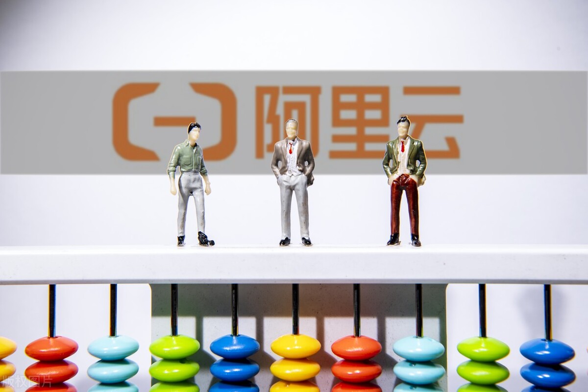 鍗庝负浜戦樋閲屼簯绔炰簤鍒嗘瀽鎶ュ憡,闃块噷浜戜笌鍗庝负浜戞湭鏉ヨ皝鏈夋湜绗竴