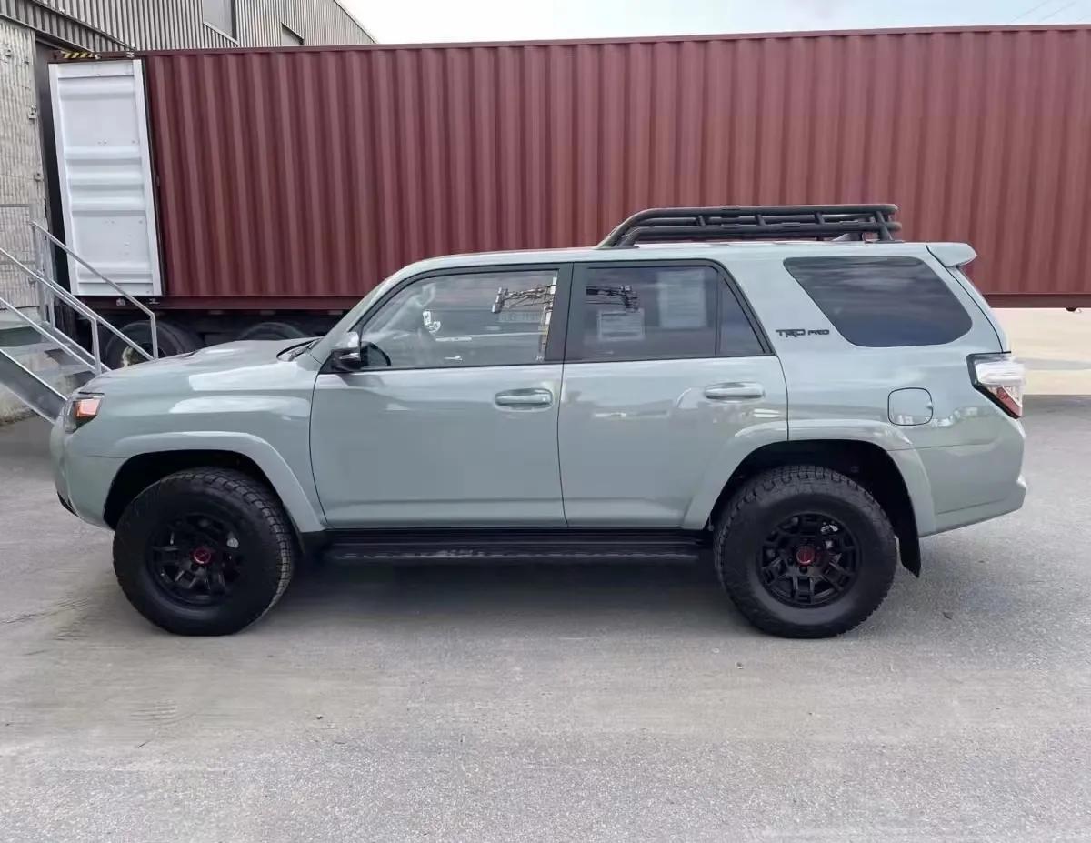 全进口丰田超霸2023款落地价,丰田超霸4.0和丰田陆巡4.0