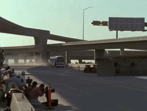 以前的武汉公交车有多猛,当年的武汉公交车到底有多快