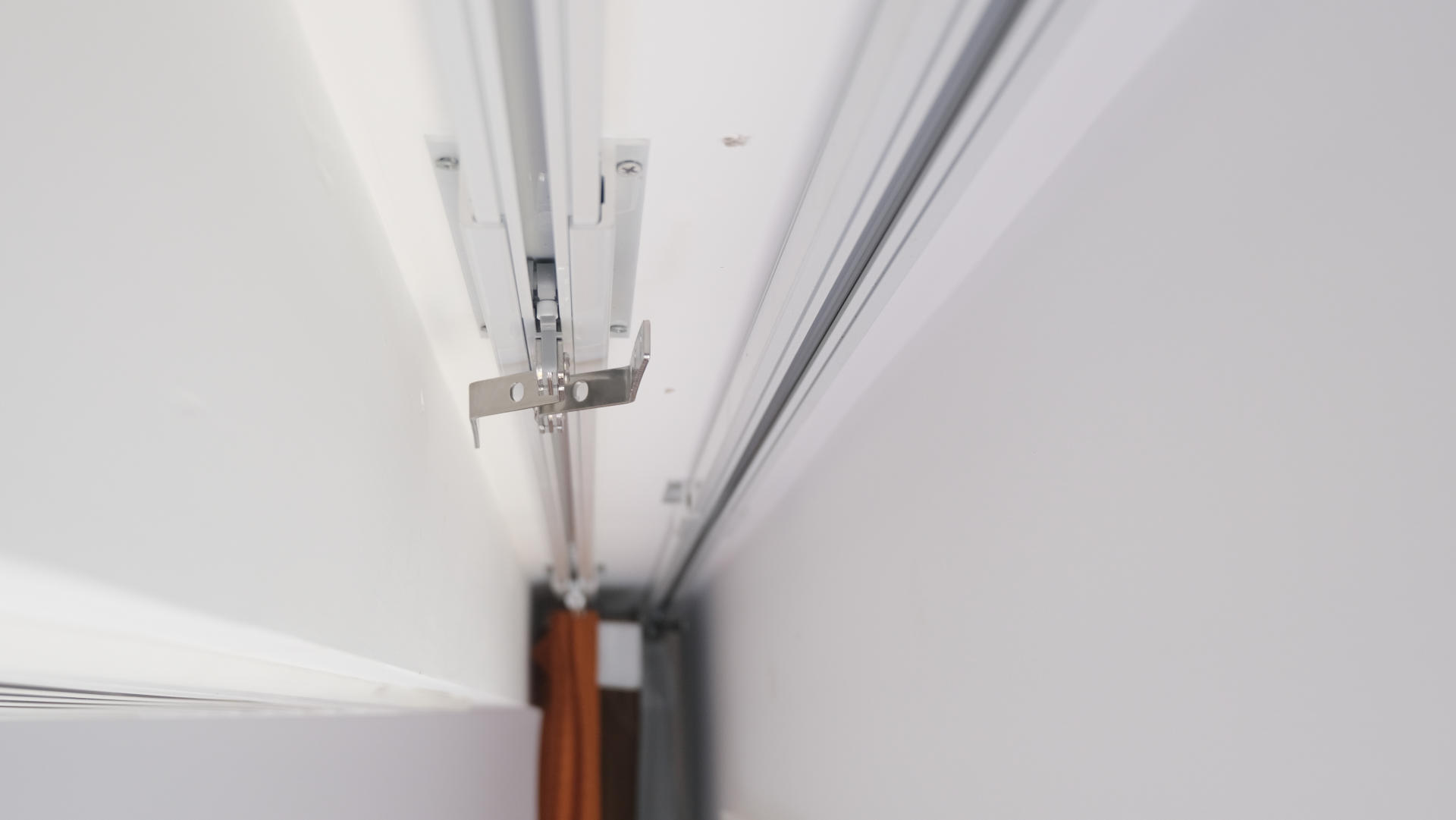 智能窗帘电动窗帘怎么安装,电动窗帘哪个步骤装最好