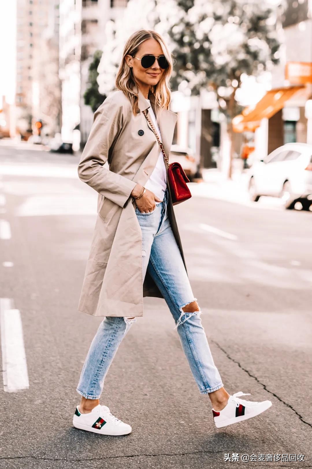 一双新鞋子的视频,一双好舒服的鞋子