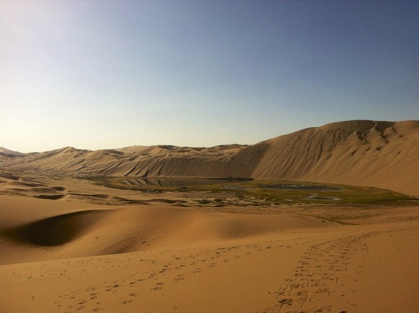 徒步穿越巴丹吉林沙漠路线,穿越巴丹吉林沙漠四日游