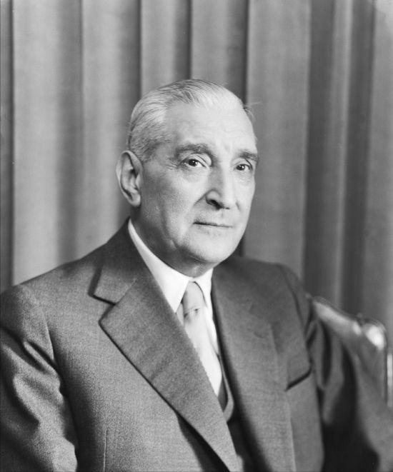 共和国后的军事独裁，和独裁时期内的共和国——葡萄牙简史