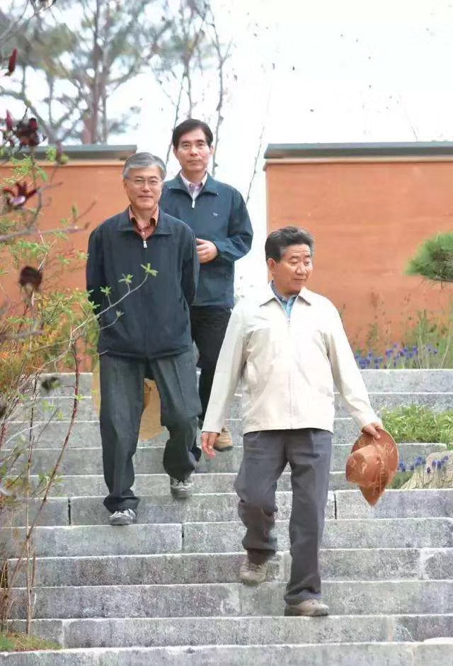 中国历史上最强悍的团队合影,埃菲尔铁塔最著名合影