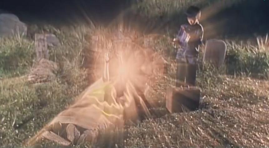 与山村老尸齐名的香港恐怖片,山村老尸推荐的最佳恐怖片