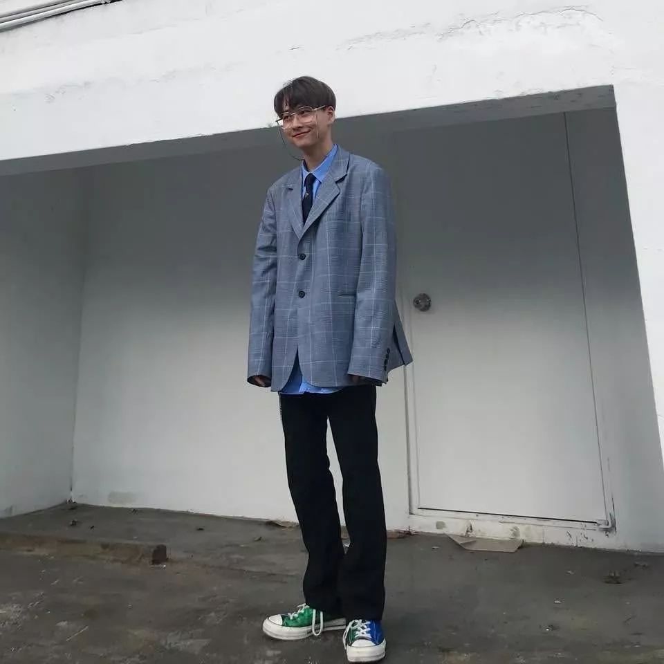 ins韩国温柔穿搭冬季裤子,韩国ins风穿搭女生高级感