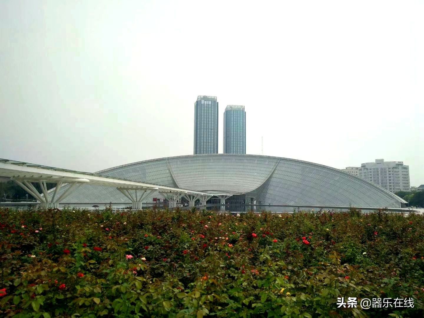 天津银河广场跳舞视频,天津银河广场