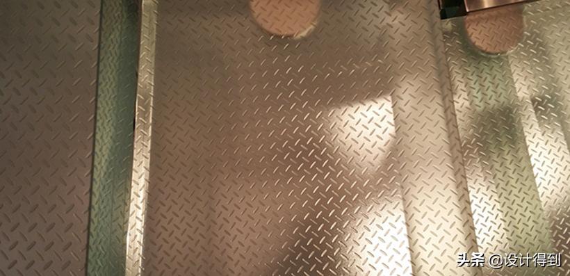 5米高40平米公寓旋转楼梯设计,旋转楼梯转角处的孔洞怎么设计