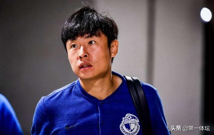 中超风云郑龙,郑龙在广州恒大的表现如何