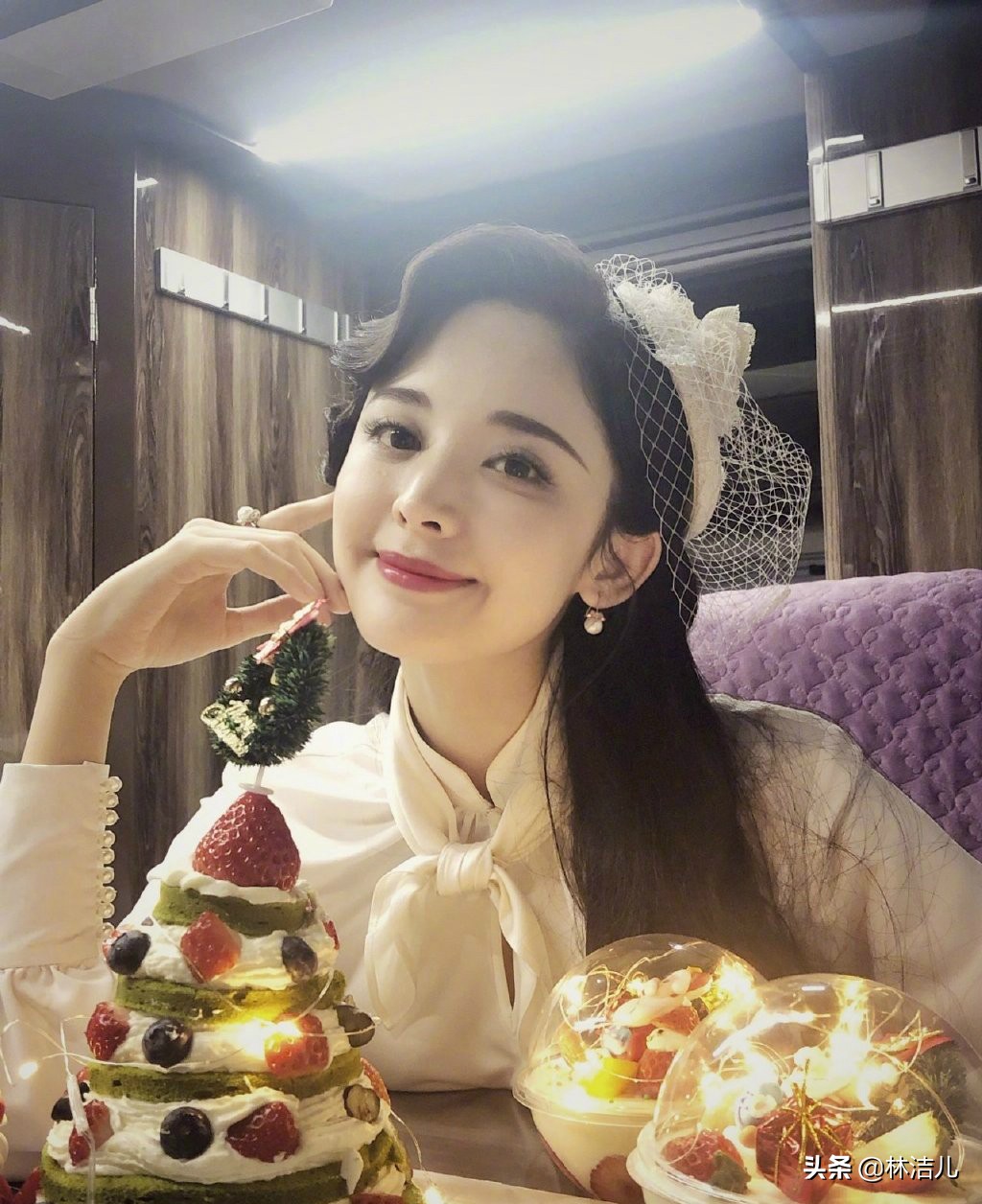 赵丽颖与娜扎古装,赵丽颖和娜扎靠画眉拿下时尚圈