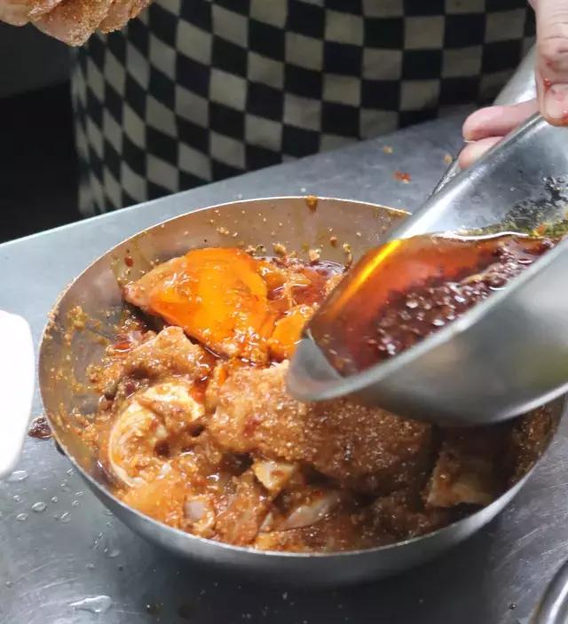 一道菜热卖16年！看看人家是怎么做的