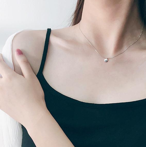 朴信惠黑天鹅项链,朴信惠同款项链