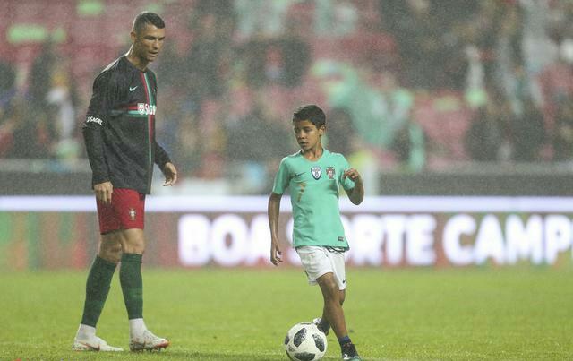 c罗迷你罗单场,迷你罗对决c罗