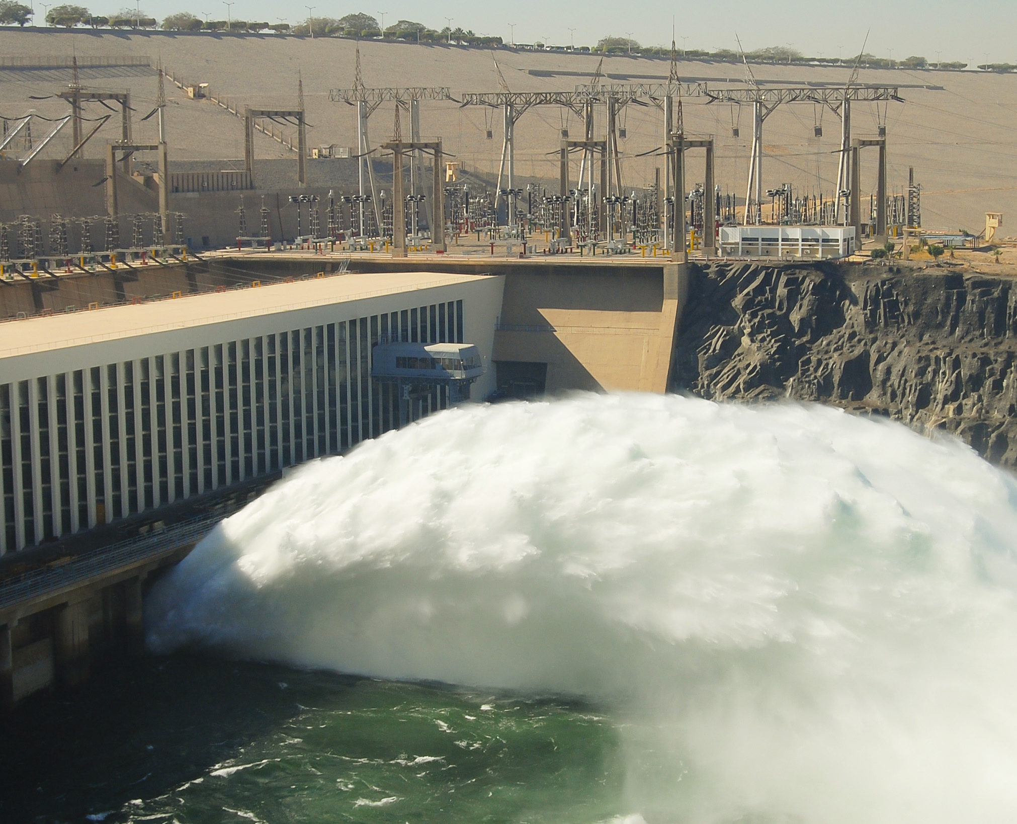 超级工程50年揭开面纱,超级工程的历史背景
