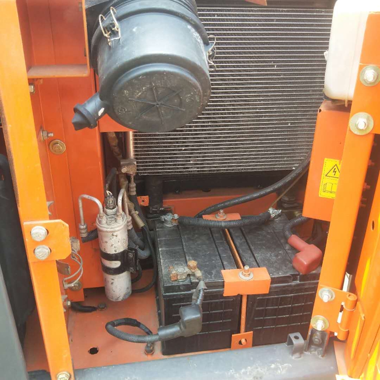 日立200-6二手挖掘机多少钱,个人二手日立60挖掘机转让