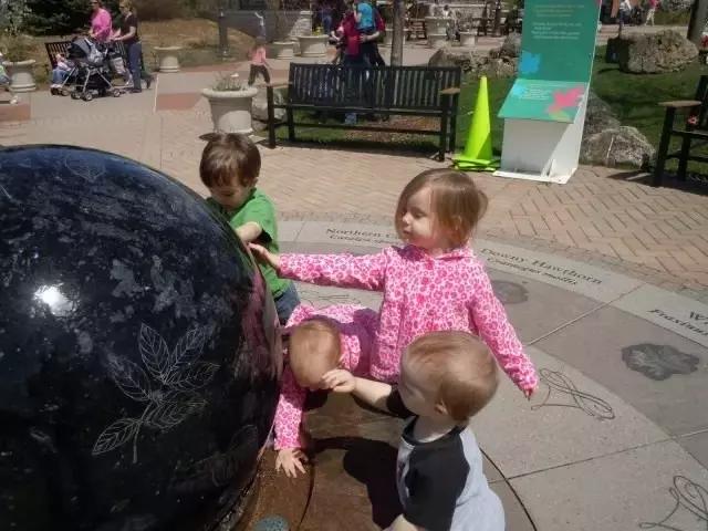 有趣的儿童花园,打造一个500平露台的共享儿童乐园