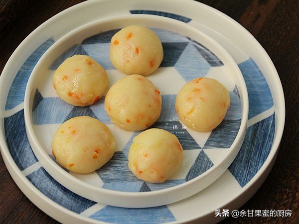 土豆泥加淀粉上锅蒸,蒸土豆泥用什么调料好吃