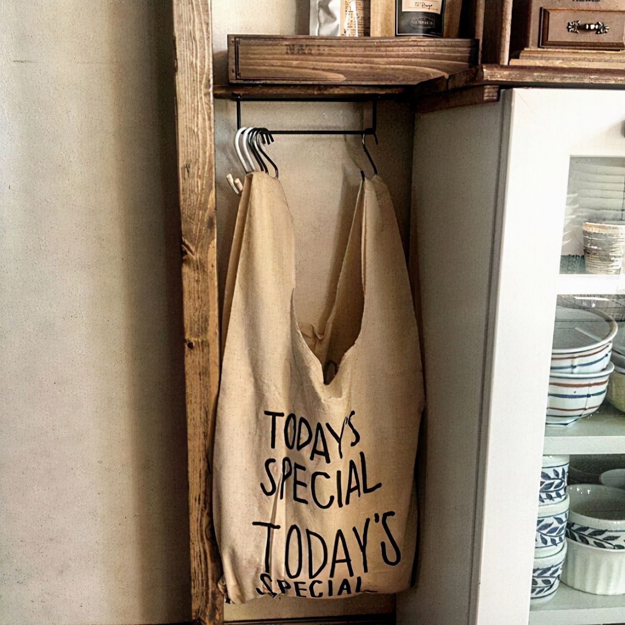 塑料袋购物袋收纳方法,塑料购物袋如何整顿