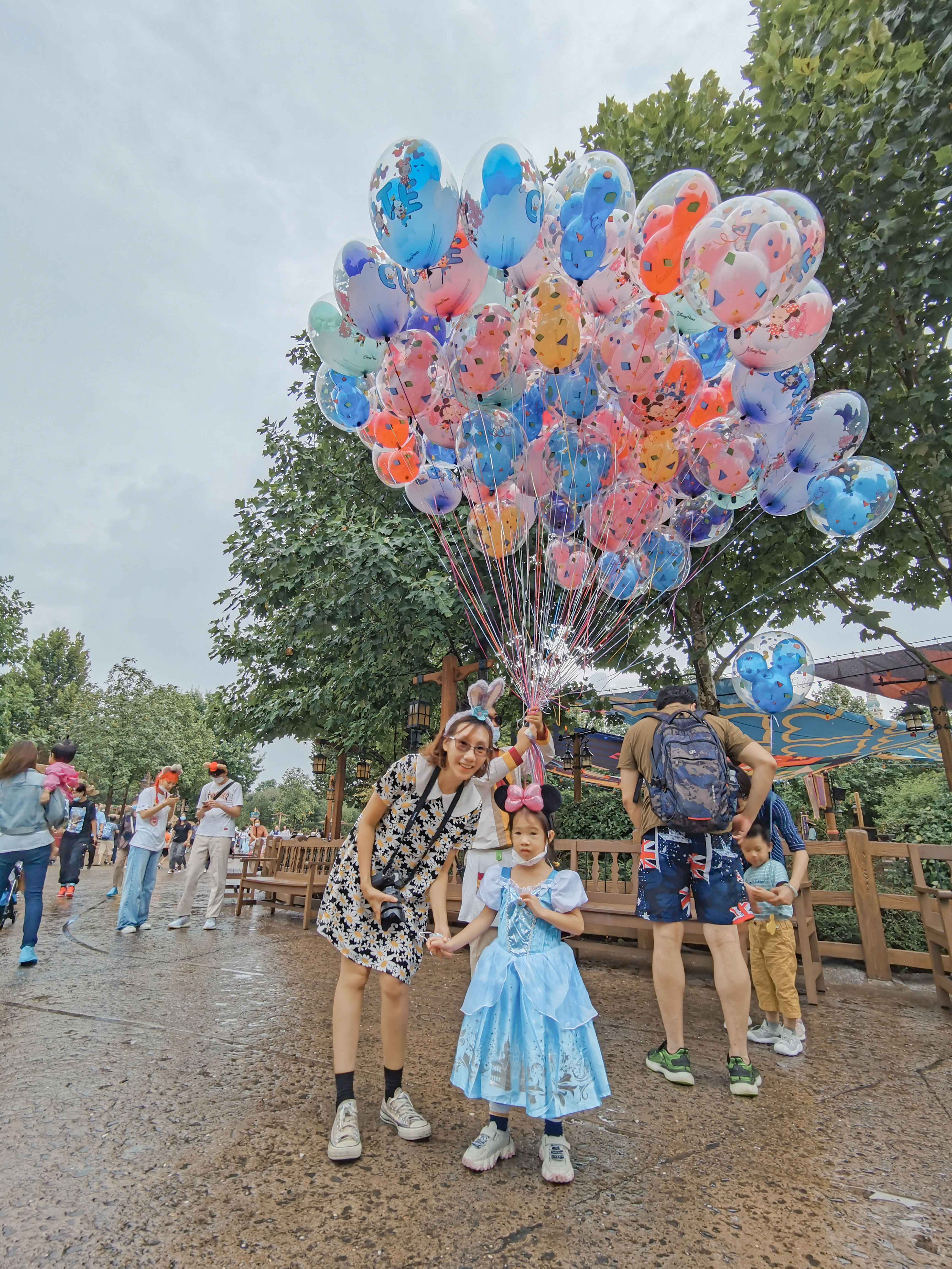 带孩子玩迪士尼怎么玩最划算,迪士尼带娃买什么套票