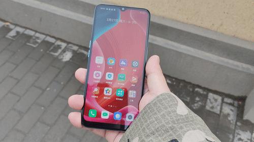 不妥协的千元性价比小钢炮，真我V11全方位体验